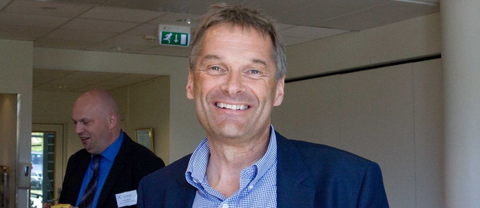 Teliasonera-sjef Abraham Foss møter i dag Telenor Norge-sjef Berit Svendsen til debatt på Tek-konferansen på Fornebu.