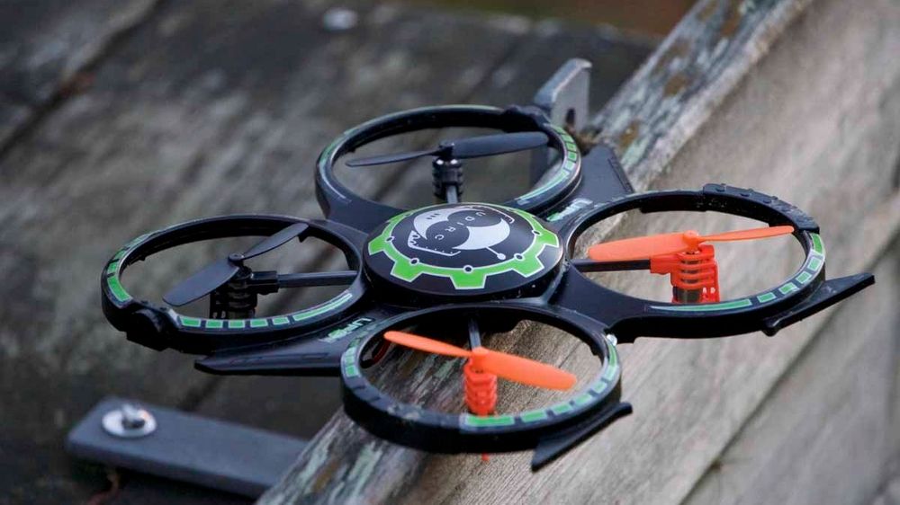 UDI Mini Drone er en relativt stor drone til en relativt lav pris. Men er den noe tess?