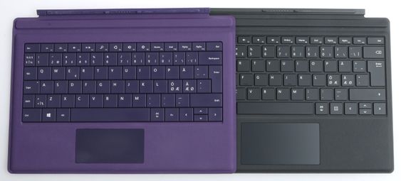 Microsoft Surface Pro 4 Type Cover til høyre, den opprinnelige for Pro 3 til venstre.