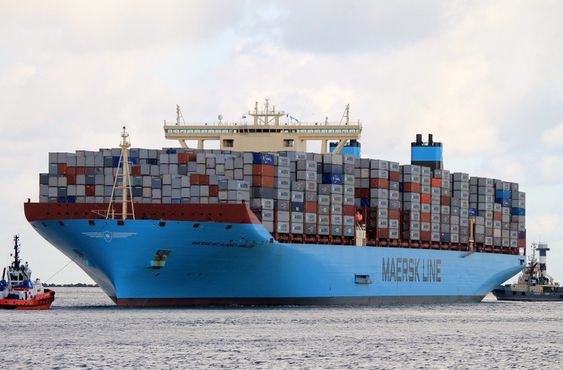 Maersk Mckinney var det første containerskipet med kapasitet på over 18.000 TEU, levert fra DSME i 2013.  