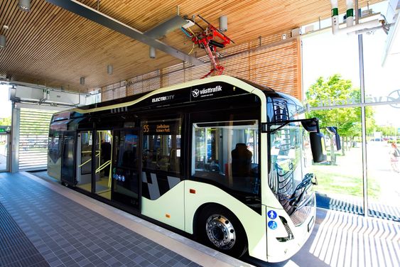 Ladestasjonene i Göteborg ble for første gang installert innendørs. Foto: Siemens