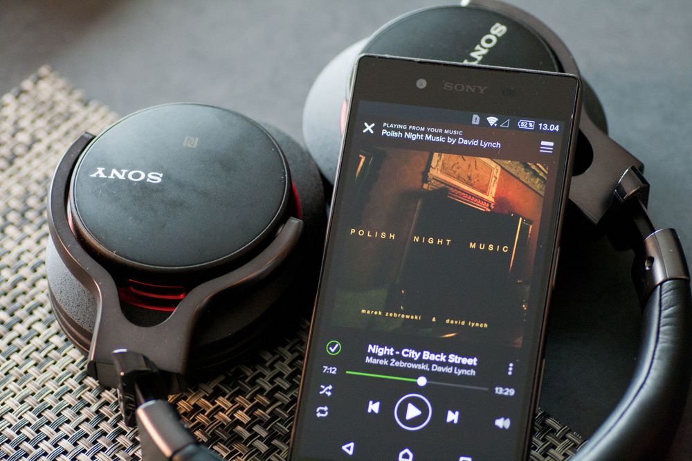 Sonys blåtannklokker låter veldig bra også når du strømmer musikken til dem fra tjenester som Spotify.