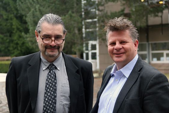 Henrik Thorsen og Frode Reien ved IBM