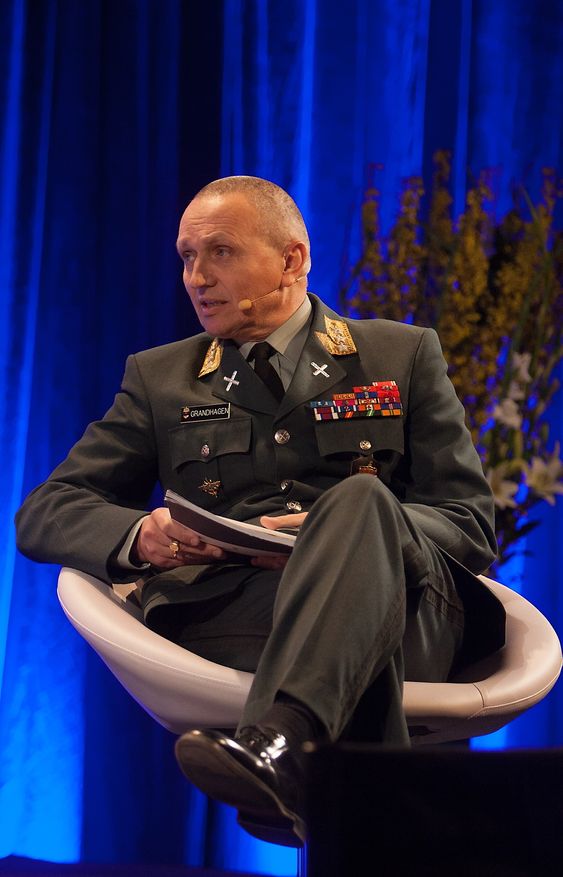 Kryptering er en utfordring, sier generalløytnant Kjell Grandhagen, sjef for den norske etterretningstjenesten.