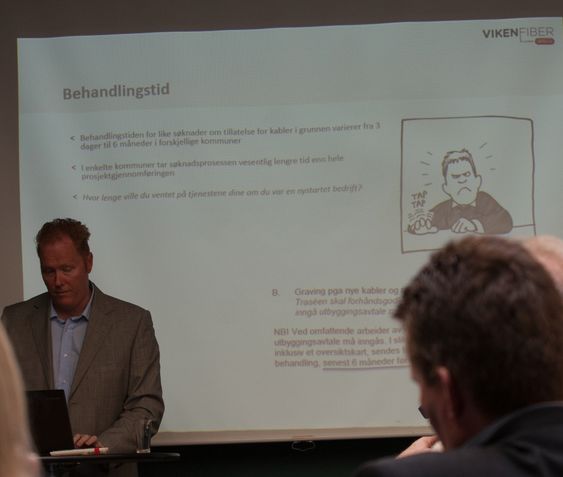 LANG TID: Stian Berg er direktør plan og utbygging i Viken Fiber. Han fortviler over at tregt byråkrati bremser utbygging av bredbånd.