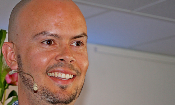 Frekvensdirektør John-Eivind Velure hos Nkom varsler tøff kamp om de høyeste frekvensene om noen år.