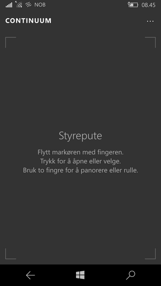 Du kan styre markøren ved å bruke mobiltelefonen som pekeplate.