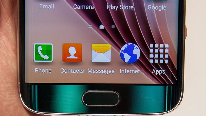 Folk bruker mobilen når de ikke bør - det skal Samsung gjøre noe med