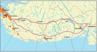 Oversiktskartet viser dagens jernbane (grå), E39 (gul), Jærlinja (rosa) og indre linje (lilla).