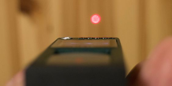Spot on: Bosch mini lasermåler PLR 15 