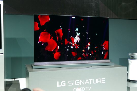 LG 77G6.