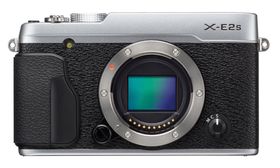 Også X-E2S kommer i retro-stilen vi er blitt vante med fra Fujifilm.