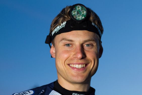 Carl Godager Kaas i Bækkelaget SK løper med en Swenor F1 Lightning. 