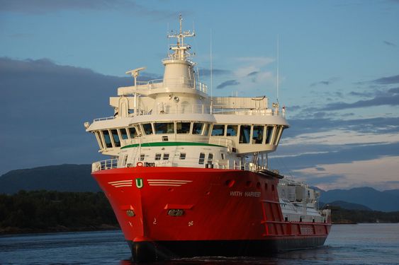 Nominert III: Egil Ulvan Rederi drifter det gassdrevne fôrrskipet for Marine Harvest. Skipet er levert av Fiskerstrand BLRT og dels bygget i Tyrkia.  