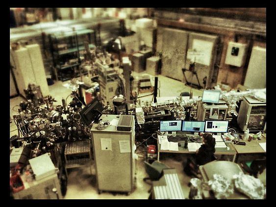 Jill Miwa performing measurements at the Swedish synchrotron facility "MAX-III".