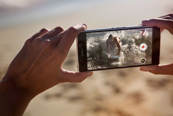 4K mobil: I april kommer nye Sony Xperia Z2 som kan filme i  UHD oppløsning. Det blir en måte å løse "innholdskrisen" på. 
