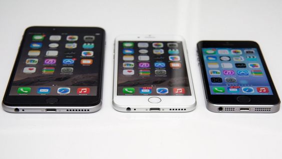 Fra venstre: iPhone 6 Plus, iPhone 6 og iPhone 5S. 