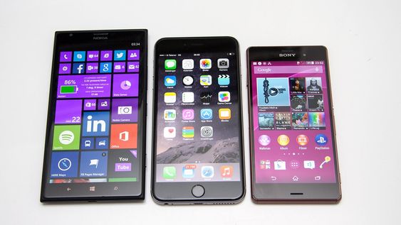 Fra venstre: Nokia Lumia 1520, Apple iPhone 6 Plus, Sony Xperia Z3 med henholdsvis 6, 5,5 og 5,2 tommers skjerm. 