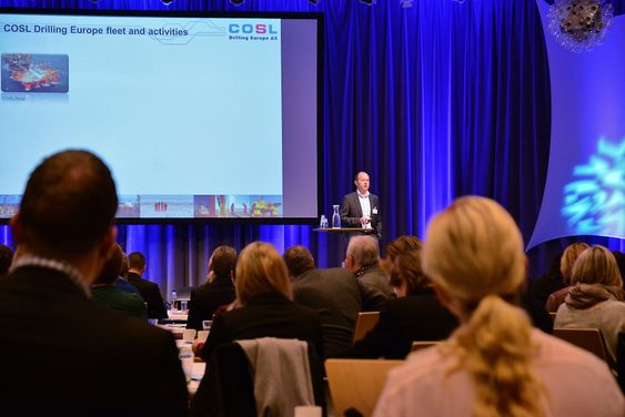  Jørgen Arnesen, administrerende direktør i COSL Drilling Europe, snakket om hvilke virkemidler COSL har brukt i rekrutteringsarbeidet i selskapet som nå har 900 ansatte, og om utfordringer for bransjen framover.  