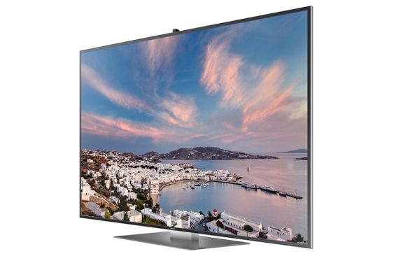 Ny Toppserie: F9000 er Samsungs nye toppserie TV-er, selvfølgelig med UHD oppløsning. De har fylt på med allt som er av godsaker og håper at det skal bringe betalingsviljen frem i lyset. 