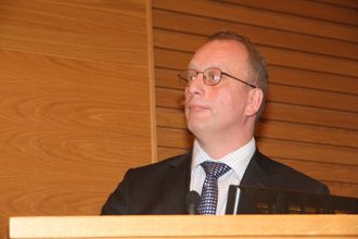 Per Rune Henriksen (Ap) mener politiets håndtering av saken er en skandale.