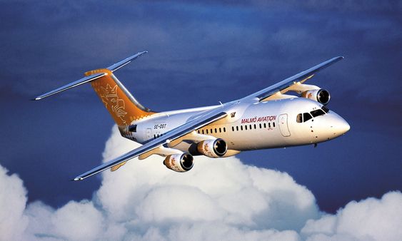 Utfasingen av Malmö Aviations Avro RJ 100-maskiner starter etter planen om et drøyt år fra nå. 