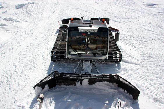 Med en norskutviklet radarbrikke, kan tråkkemaskiner måle snødybden. 