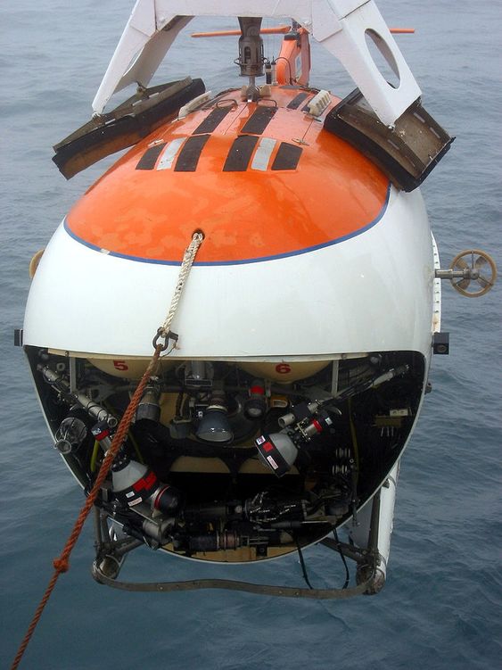 Mir-1 ble brukt da en russiskledet ekspedisjon plantet det russiske flagget på havbunnen under polpunktet i 2007. 