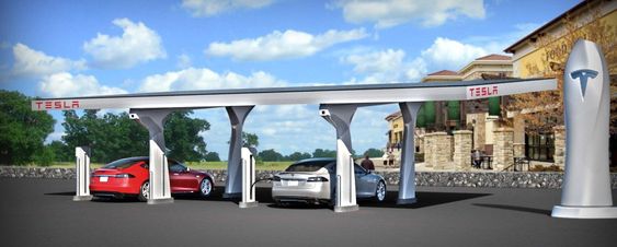 Teslas nye ladestasjoner, som visstnok er bygget opp i hemmelighet i seks eksemplarer, forsyner elbilene med solkraft. 