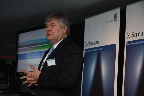 FØRST: Konsernsjef Henrik O. Madsen i DNV fortalte både presse og gassindustri om X-Stream i London i slutten av januar.