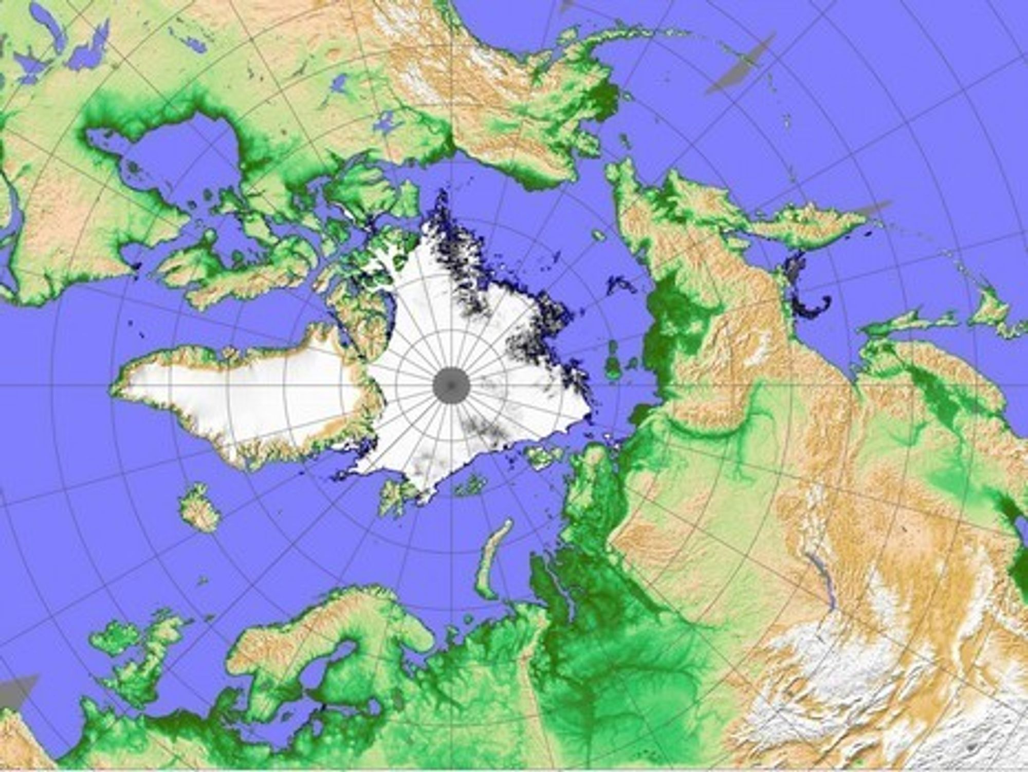 SMELTER: Satelittbildet tatt 4. september viser at for første gang i historien er både nordøst- og Nordvestpassasjen åpne og isfrie samtidig. Trolig er det første gang siden forrige istid.