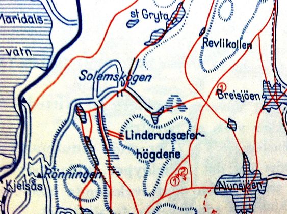 LILLOMARKA: Grytehytta ligger ved Store Gryta (øverst) som renner ut i Maridalsvannet. Illustr. fra boken På ski i Oslomarka, Skiforeningen, 1949