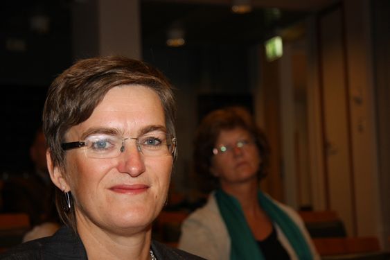 IKKE VERSTING: Ellen Hambro, direktør for Klif, kunne fortelle at norske byer ikke er blant verstingene i Europa selv om utslippene overskrider grenseverdier satt av EU