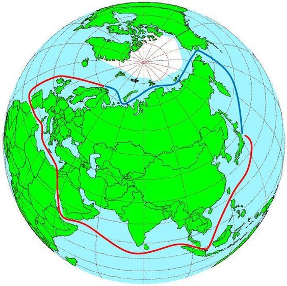 HALVPARTEN: Nordøstpassasjen kan i mange sammenhenger være nesten halvparten så langt som å seile gjenno m Suez fra nordlige del av Europa til Østen. Fra Bergen til Yokohoma i japan, er det nøyaktig halvparten, 6.000 mot 12.000 nautiske mil.