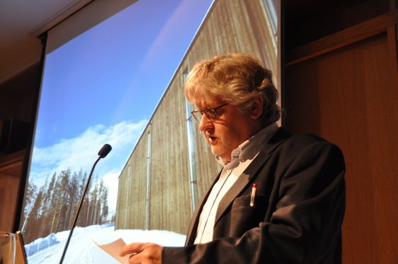 BEGRUNNELSE: Juryleder og rektor ved Arkitektur- og designhøgskolen i Oslo, Karl Otto Ellefsen, forteller om de nominerte.