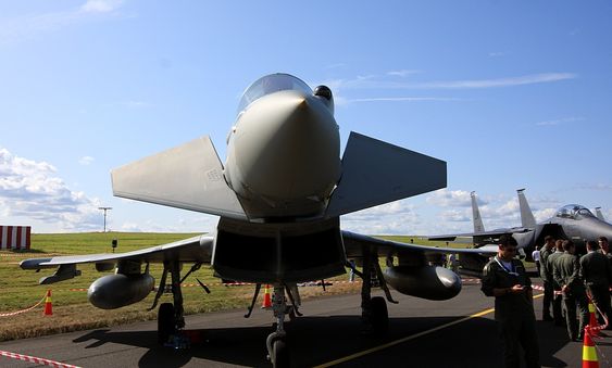 Den kunne blitt et vanligere syn på Rygge flystasjon om noen år, dersom Stortinget hadde valgt Eurofighter Typhoon framfor F-35. I år ble Eurofighterne kun stående på bakken.