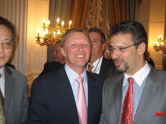 Russlandsekspert: Ariel Cohen (t.h) sammen med tidligere visestatsminister Sergej Ivanov.