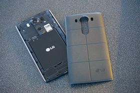 Litium-ion-batterier er vanlig å bruke i mobiltelefoner. Her vist ved LG V10.