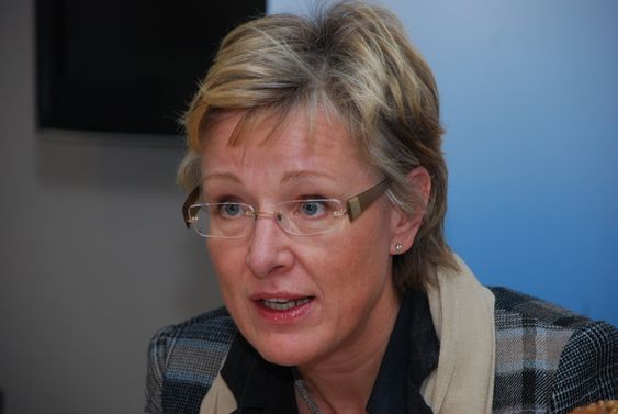 SIER JA: Sigrid Hjørnegård (Sp), statssekretær i Olje- og energidepartementet mener at det ikke finnes noe alternativ til et sterkt nett.