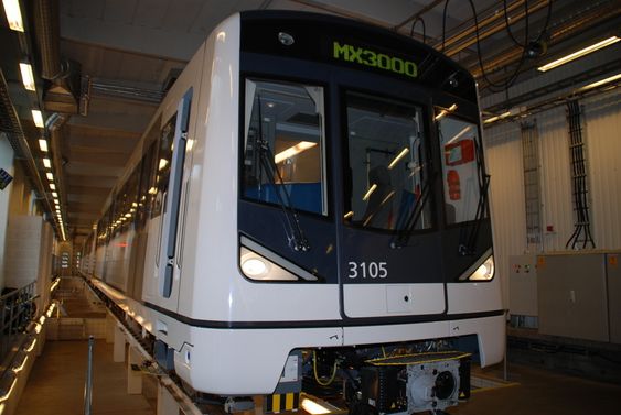NUMMER 5: Dette er det femte, nye togsettet Oslo Sporveier har mottatt fra Siemens Transport Systems i Østerrike. Det settes i trafikk i morgen tidlig.