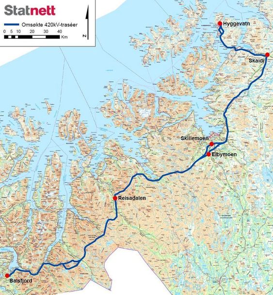 420 kV-linje fra Balsfjord til Hammerfest. Statnett vil bruke tre milliarder kroner på 370 km kraftlinjer på 420 kV mellom Balsfjord i Troms og Hammerfest i Finnmark, og har søkt NVE om konsesjon. Kraftforbruket i området kan tredobles på grunn av Goliat-utbyggingen, økt forbruk på Snøhvit og oppstart av gruvedriften i Sør-Varanger. Linjen går gjennom Balsfjord, Storfjord, Kåfjord, Nordreisa, Kvænangen, Alta, Kvalsund og Hammerfest kommuner og er ferdig i 2016, ifølge Statnett. En ny ledning fra Balsfjord 160 km sørover til Ofoten skal også bygges for å opprettholde forsyningssikkerheten i nord. Den koster en milliard og er ferdig 2015.
