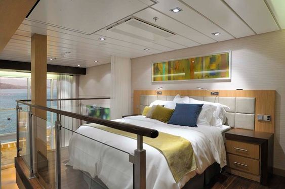 OVERSIKT: Senga i en suite om bord på Oasis of the Seas.