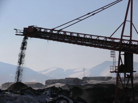 KONKURS? Store Norske Spitsbergen Kulkompani sliter med stort tap etter gruvebrannen i 2005.