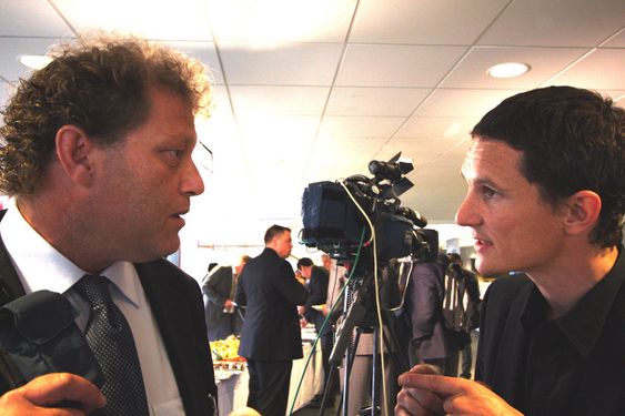 Miljøorganisasjonenene er kraftig uenige om CO2-fangst og lagring. Her skjeller   Bellona-leder Frederic Hauge ut Greenpeace-leder Truls Gulowsen fordi organisasjonen er kritisk til teknologien. Bildet er tatt på Klimakonferansen i Bergen 27. mai 2009.