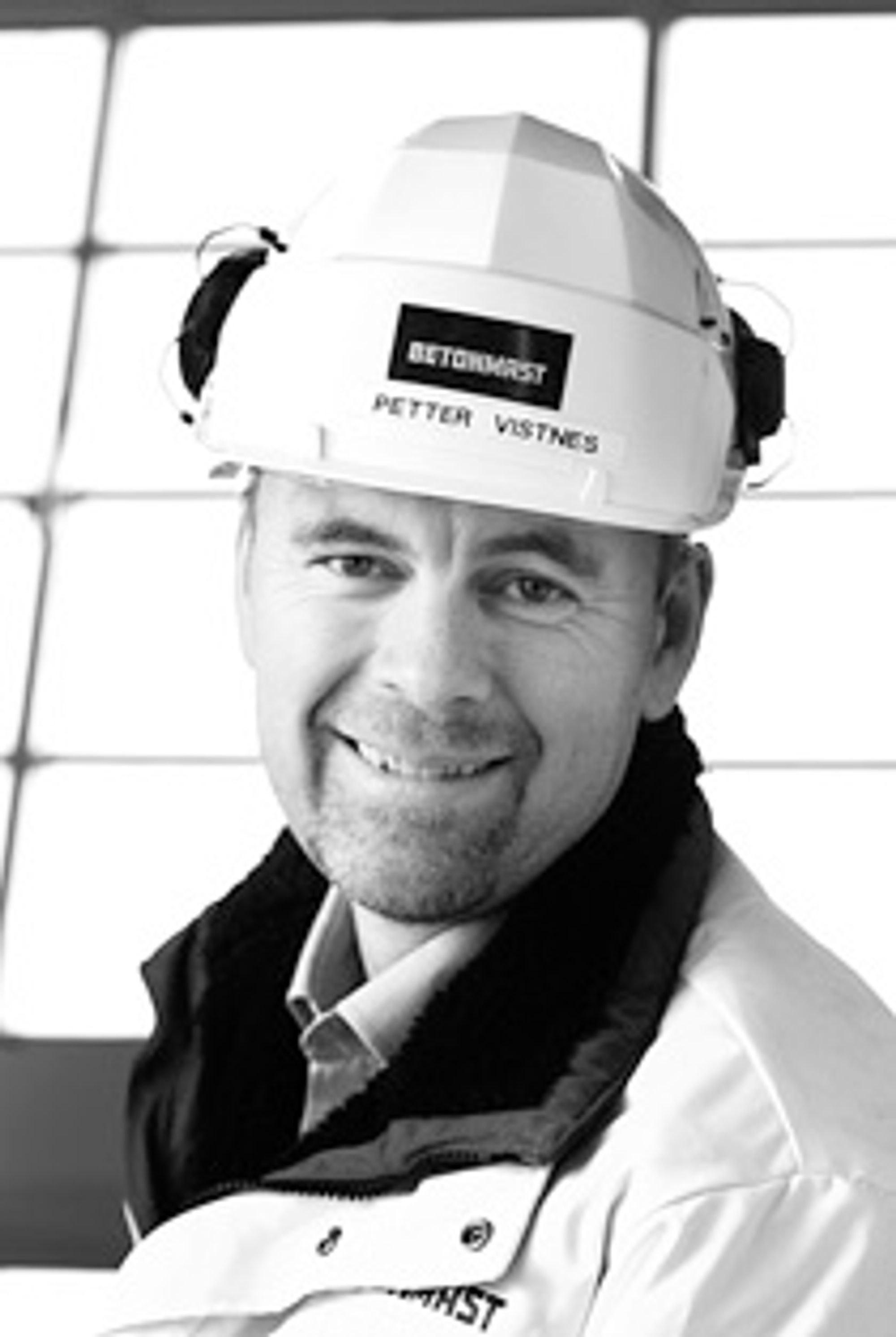Voldsom vekst OPTIMIST: Betonmast-direktør Petter Vistnes ser frem til å ansette 20 nye medarbeidere i nærmeste fremtid. (FOTO: Betonmast) - petter_presse_210