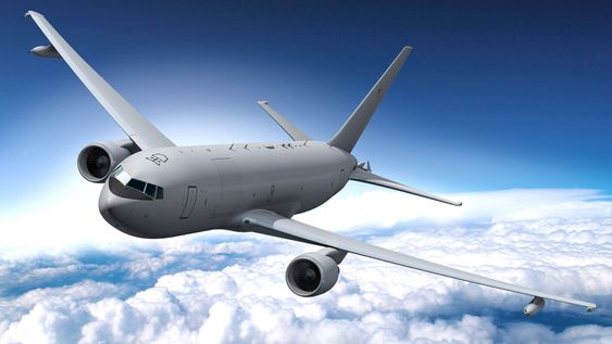 De første 18 av minst 179 KC-46A (ombygd 767) skal leveres USAF i 2017.  