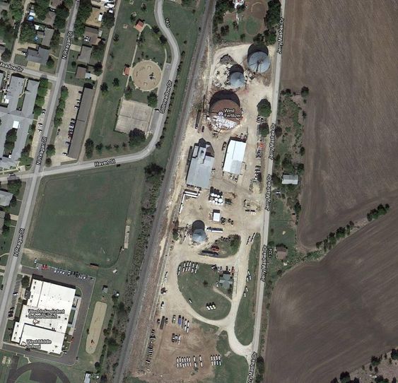 West Fertilizer-anlegget i Waco ligger tett inntil bebyggelse.  