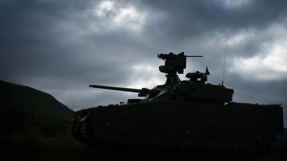 CV90 Mk III på skytefeltet på Setermoen