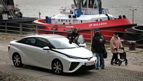 Toyota Mirai ble kjørt 100 000 kilometer på 107 dager i og rundt Hamburg.