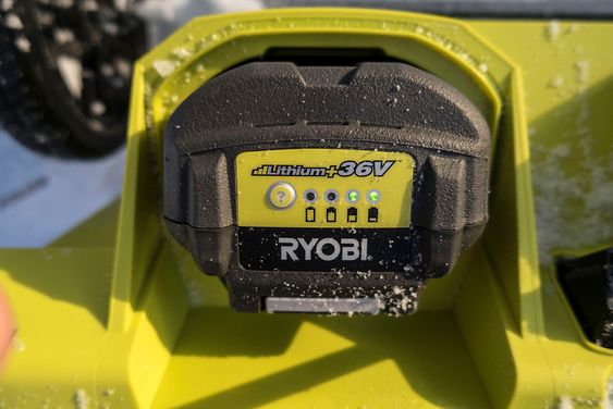 Seiglivet: Batteriet på 5 Ah og 36 volt flyttet mer snø enn vi hadde forestilt oss